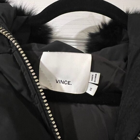VINCE Black Puffer Zip Up Jacket With Detachable Faux Fur Hood Size XS - Picture 6 of 6